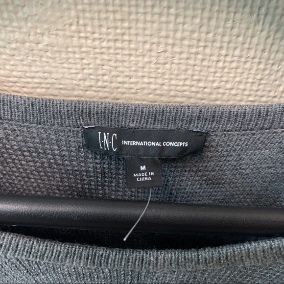 Gray sweater - Picture 2 of 3